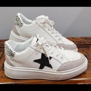 Vintage Havana Lexa Fashion Sneakers - Size 7, Platform, Lace-up Suede Trim